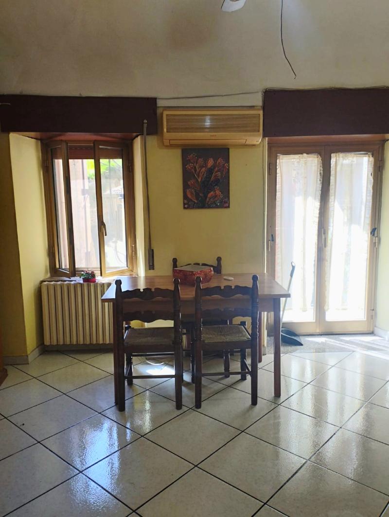 Vendesi piccolo appartamento 