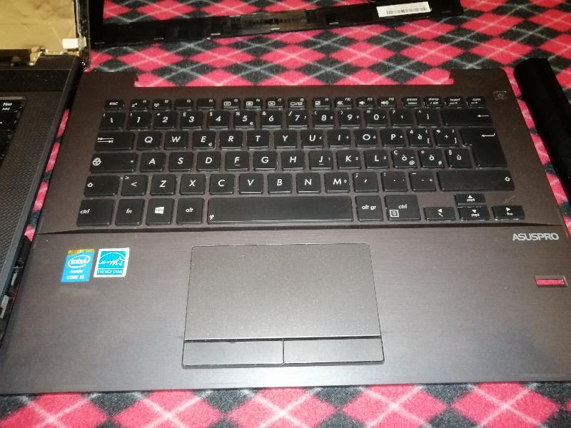 Lotto 4 scocche complete tastiera touchpad