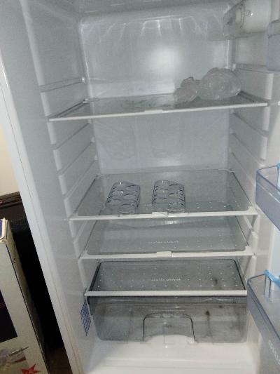 Frigo Haier con congelatore HRFZ 250 DAA