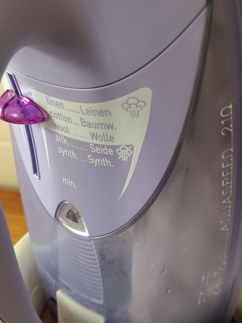 Ferro da stiro Tefal aquaspeed 210