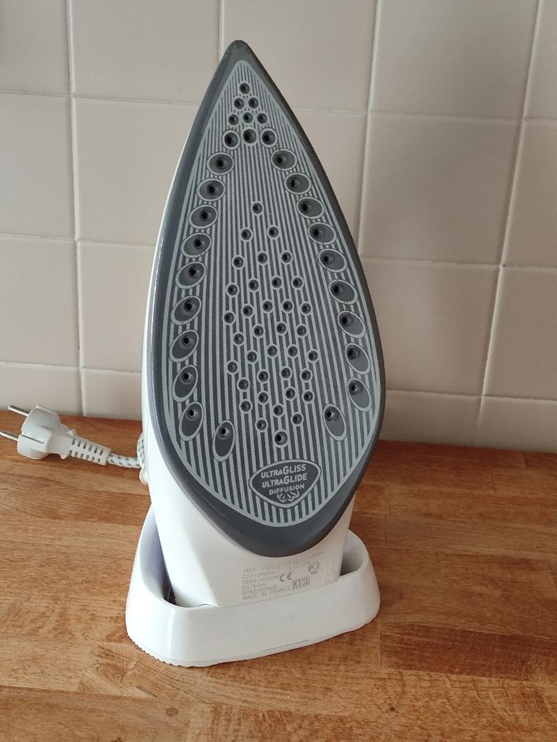 Ferro da stiro Tefal aquaspeed 210