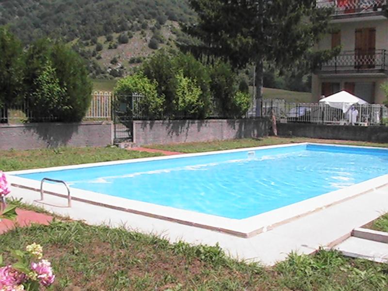 Bilocale Via Cave 29, Bardineto SV