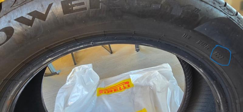 gomme estive Pirelli 