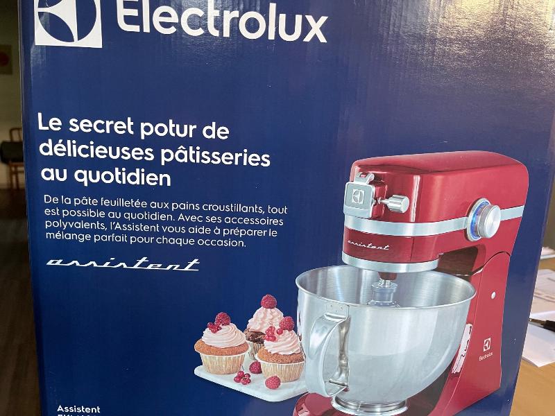 PLANETARIA ELECTROLUX EKM 4000