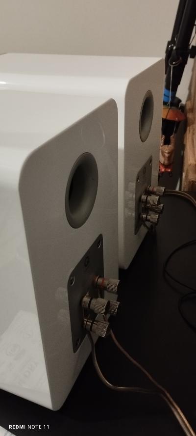 COPPIA DI DIFFUSORI "Q ACOUSTICS" CONCEPT 20 - LACCATA BIANCO