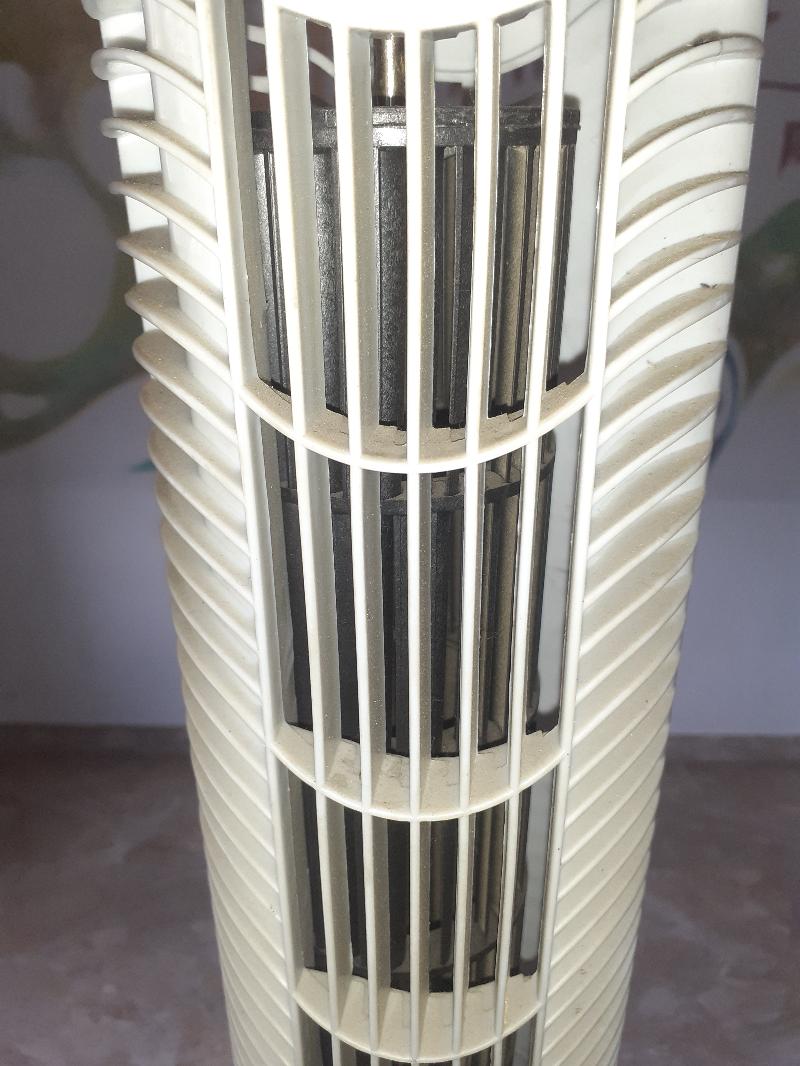VENTILATORE A COLONNA BIMAR 4 VELOCITA' OTTIMO STATO CONSUMA POCO