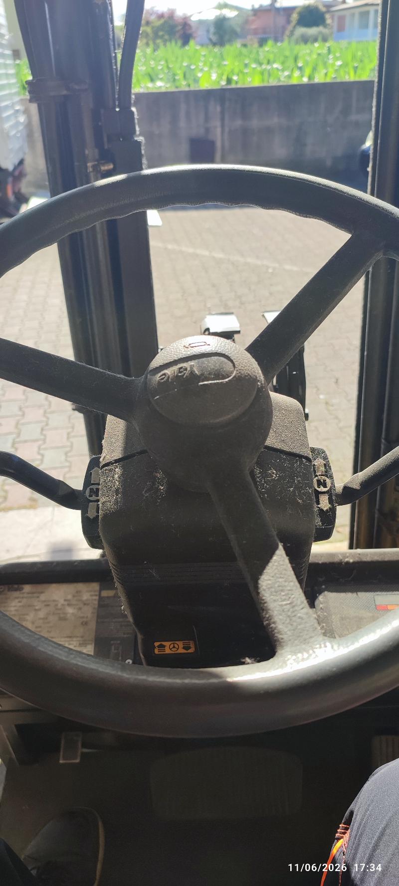 CARRELLO ELEVATORE