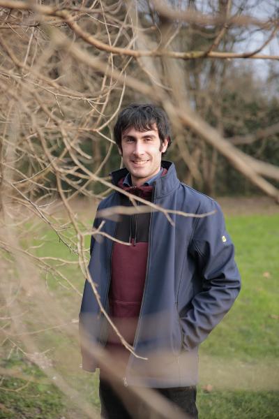 Riccardo. Ho una casa mia e un tenore di vita agiato.