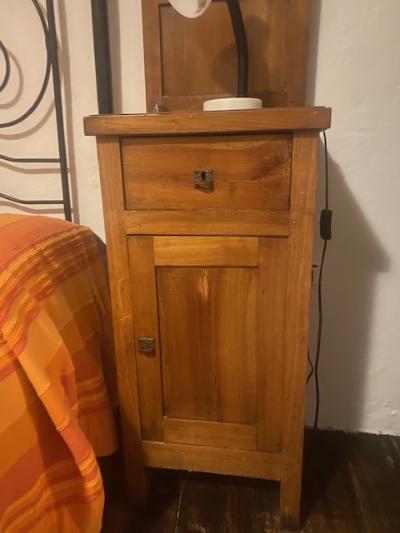 Cassettiera Mobile e Comodini legno