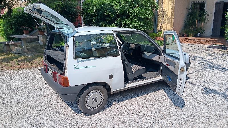 Lancia Y10 