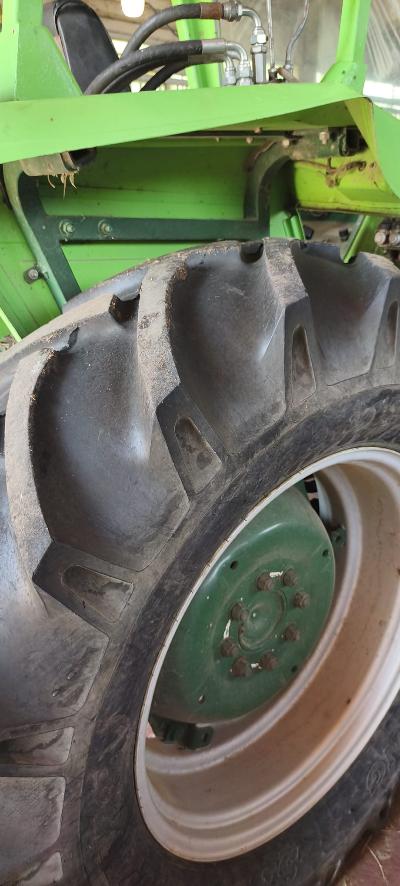 AGRIFULL DT CON CARICATORE FRONTALE 75 HP 