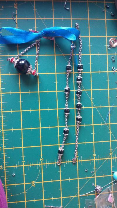 Collana ,bracciale, spilla ecc ec 