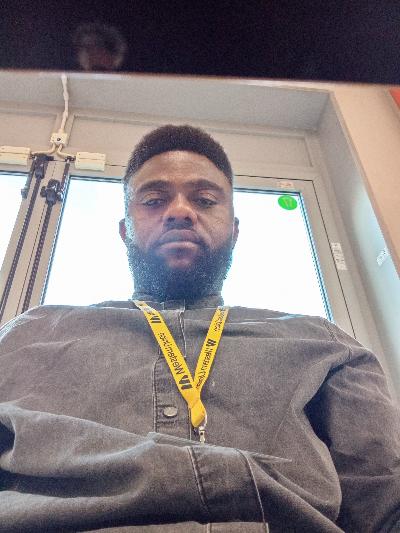 Am here looking for my missing peace,a faithful and honest woman 