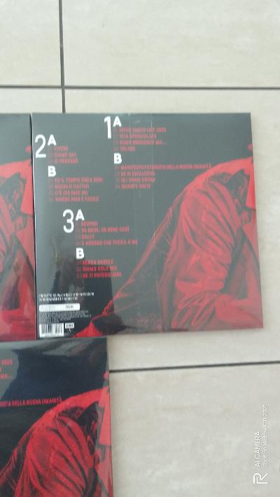 VASCO LIVE 2025 – THE ESSENTIALS 3LP Box Set 
