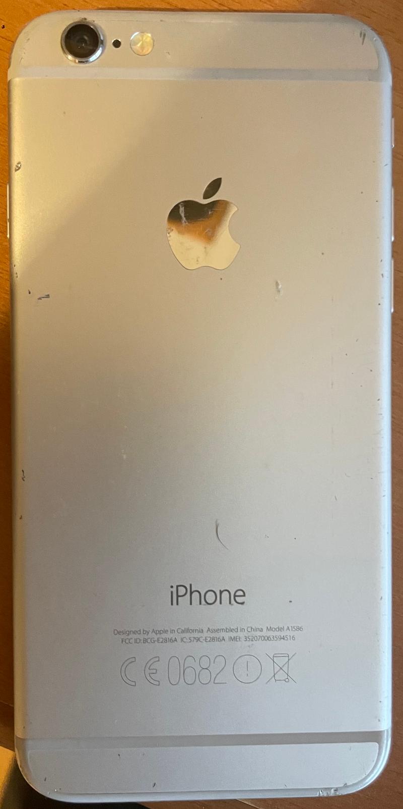 Apple iPhone 6 con cover-batteria