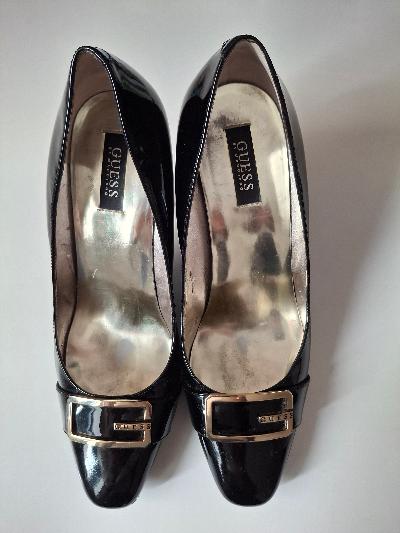 SCARPE DA DONNA GUESS