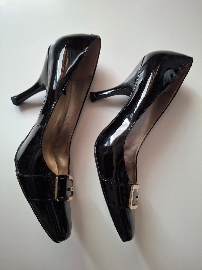 SCARPE DA DONNA GUESS