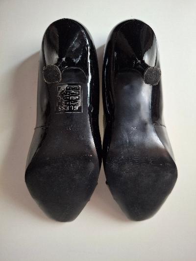 SCARPE DA DONNA GUESS