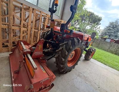 Kubota L4100 a gasolio-56 ore + fresa in regalo a 10.500 €