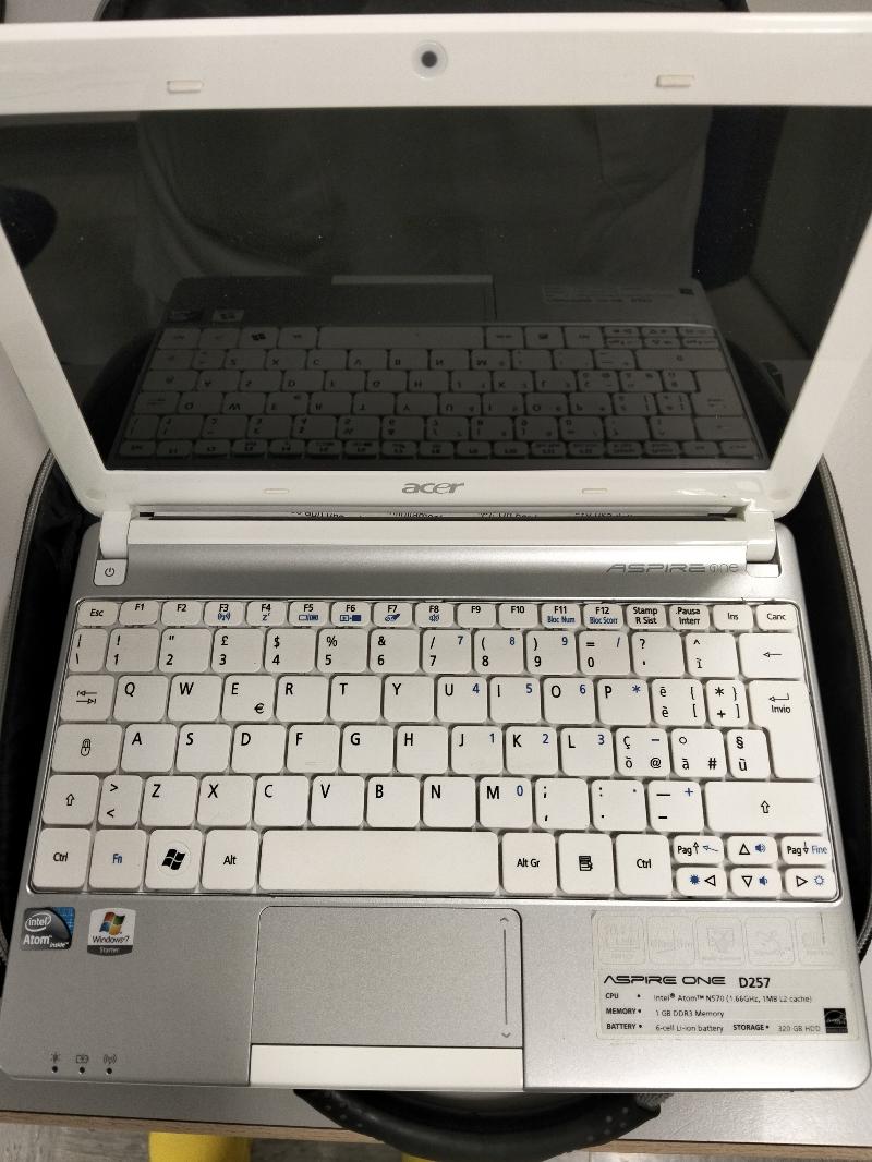 Aspire One D257