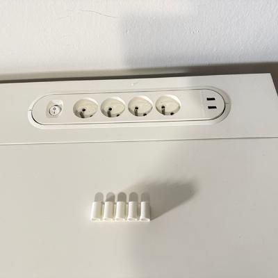 Scrivania IKEA MIZNON regolabile in altezza 