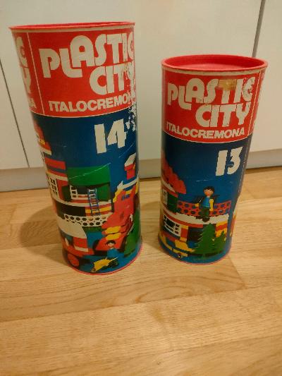 Costruzioni anni 80 Plastic City