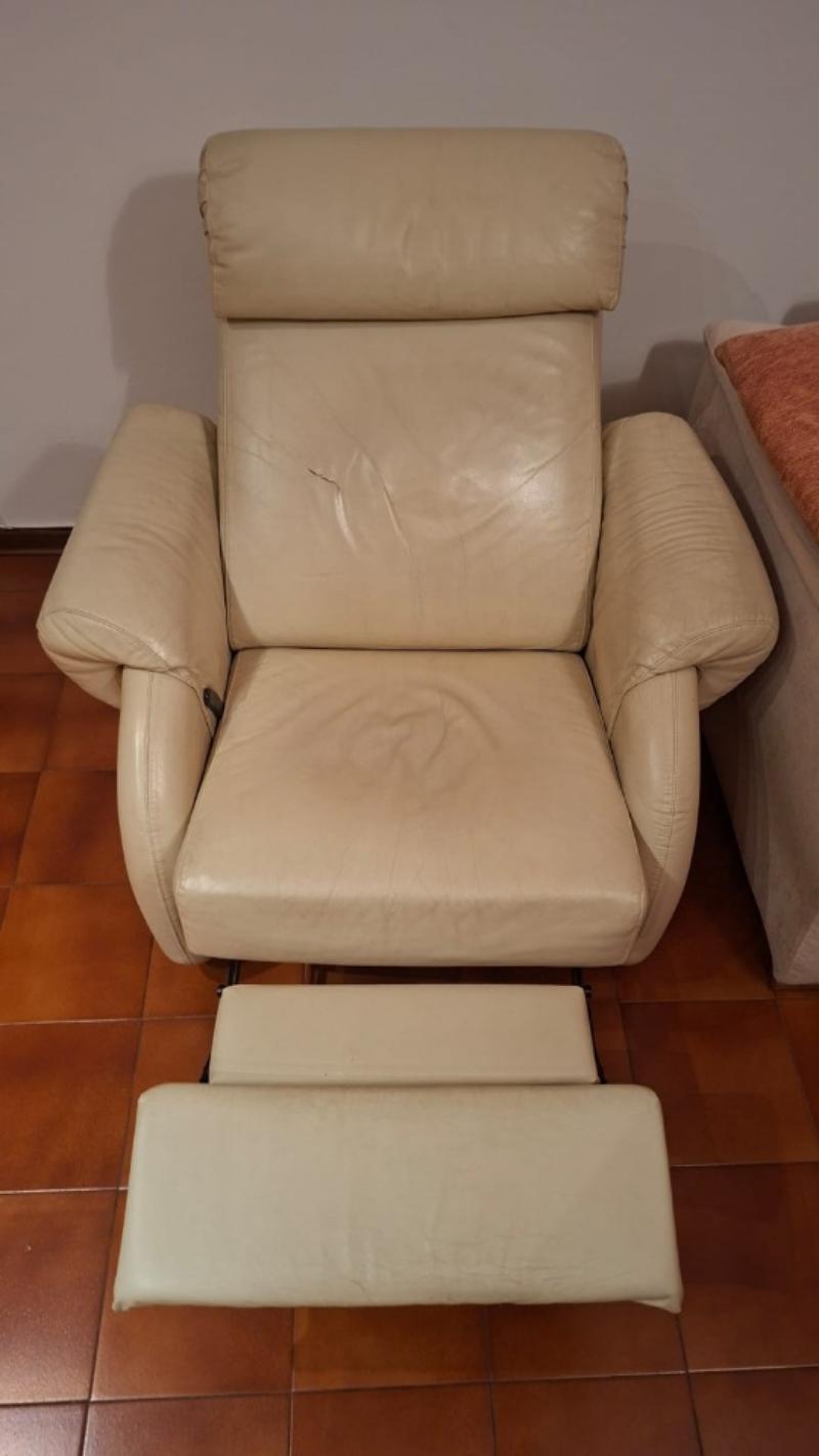 Poltrona reclinabile in pelle 