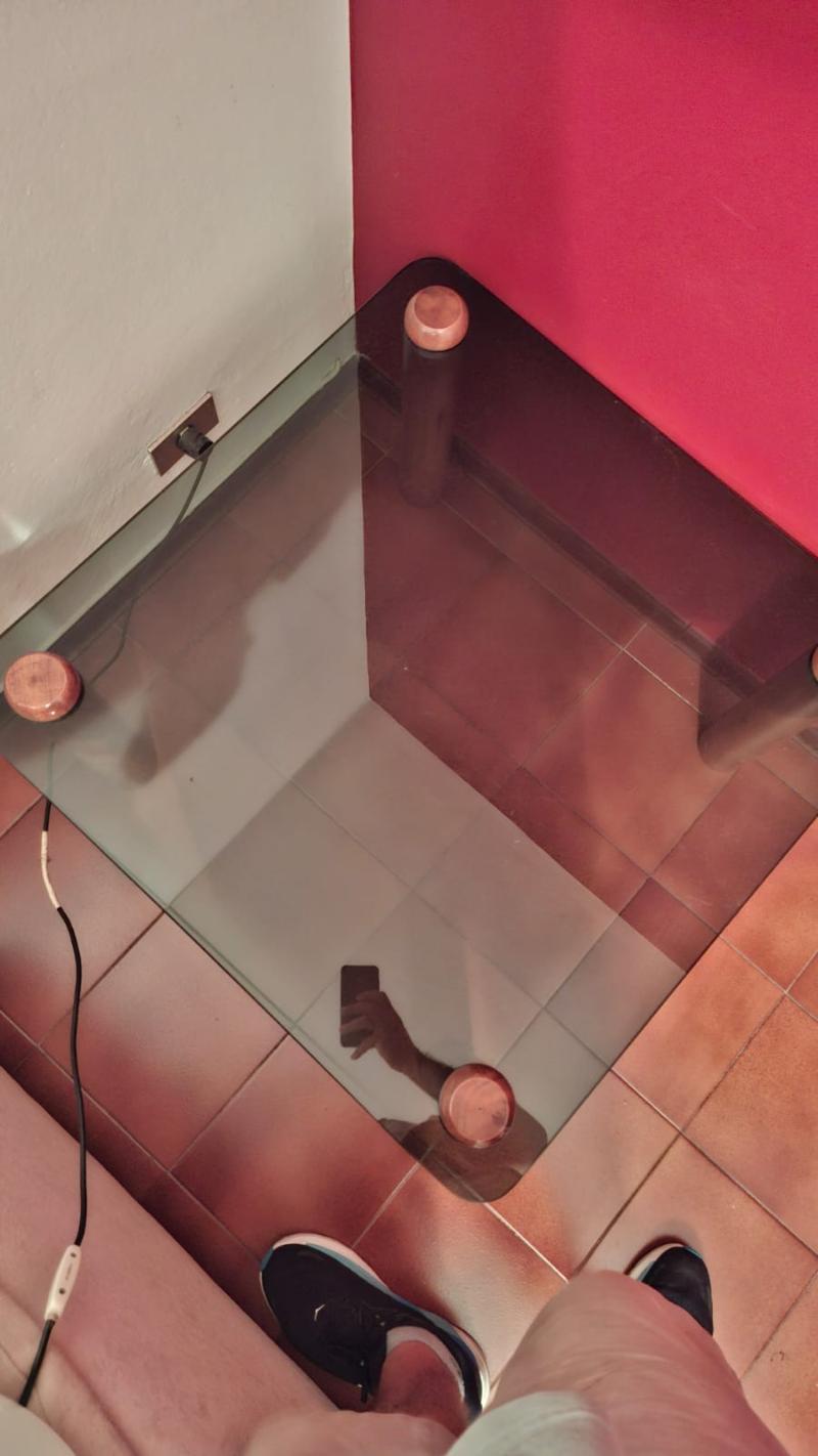 Tavolino da salotto quadrato 