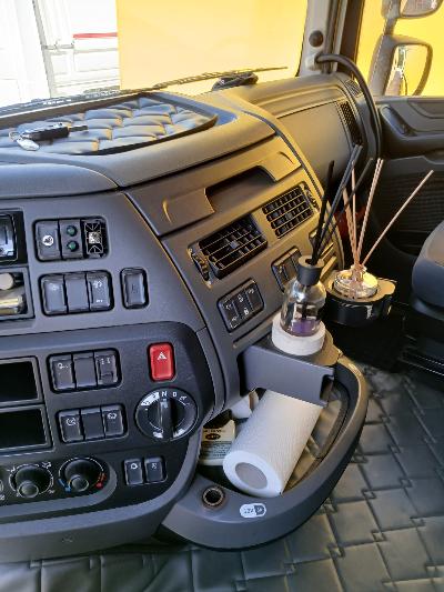 DAF TRATTORE STRADALE IN BUONO STATO, REVISIONATO E MANUTENZIONATO