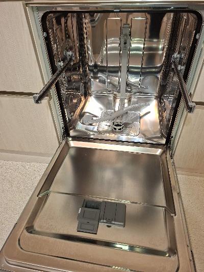 LAVASTOVIGLIE DA INCASSO HOTPOINT ARISTON (13 Coperti - Mod. LTF 8B019 C)
